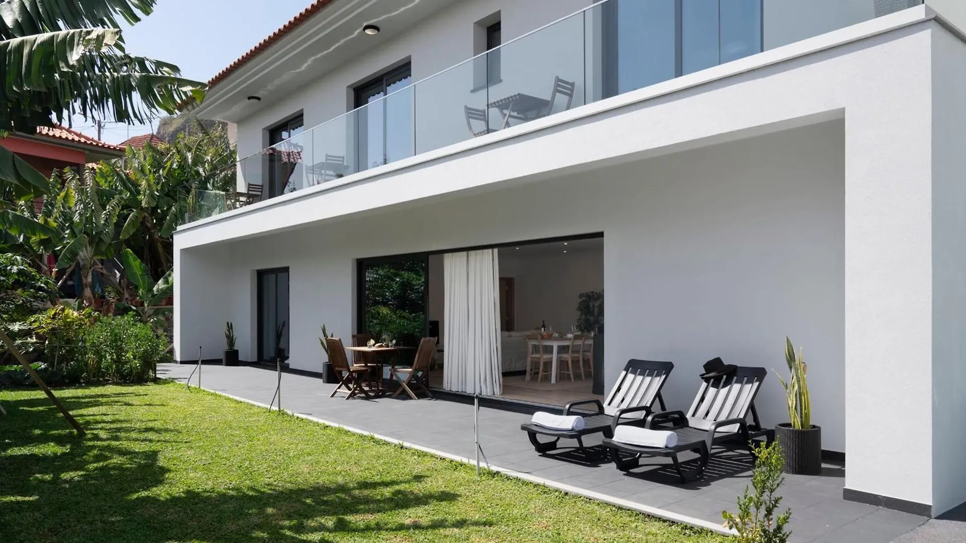 펜션 Germana House By An Island Apart 폰타도솔
